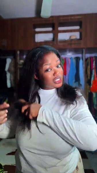 Vidéos de SHADÉ_STORE (@shade_store_officiel) avec son original - SHADÉ_STORE