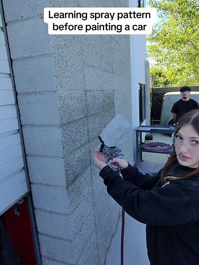 Mastering Spray Patterns in Automotive Painting