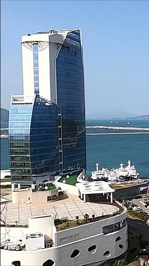 한국, 전남 여수 베네치아 호텔, 통창 너머 바다와 오동도 | Korea, Yeosu Venezia Hotel View of the Sea