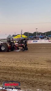 Bobcat Jr tearing up the clay!! #minirod #tractorpulling | Mini Rod Pullers