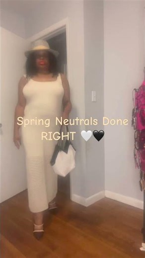 Beige and Black = Effortless Spring Style