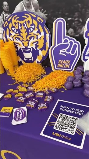 LSU Online at the Baton Rouge Alumni Association Crawfish Boil!