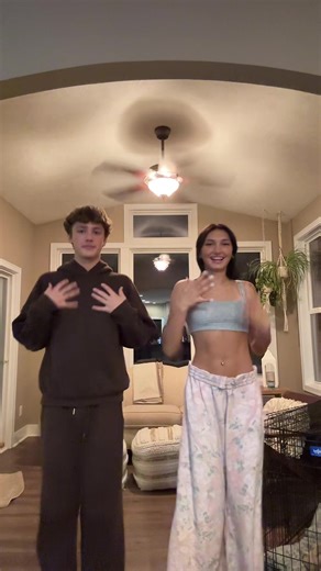 @xoaddisonr YUPPP | addison rae boiler