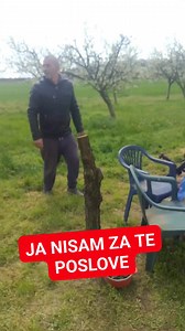 354K views · 1.8K reactions | Ma nisi ti za ništa 藍藍藍 #kumovi #mlacuge #uposlu #hrvatska | Mlačuge__nogometni planet | Facebook