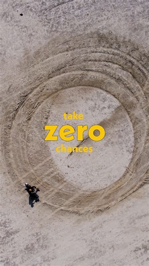 Zero takes no chances with safety, CE AA certified, level 2 SAS-Tec armour, and Cordura reinforcement where it matters. Built with Coolmax denim for all-day comfort and a featherlight feel, without shouting for attention. A jacket that protects hard and looks effortless. #tripmachine #tripmachinecompany | Trip Machine