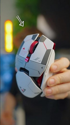 This might be one of the most unique gaming mice I’ve used… but at $120, is it actually worth it?