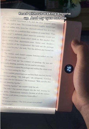 So quiet, no one notices .#booklover #bookacessories #nightreading #booklight #tiktokmademebuylt This light is actually genius — it lights up the whole page without blinding your eyeballs 😭 super slim, dimmable, and has different color temps (aka cozy mode unlocked). love that it’s rechargeable has a timer, so I can fall asleep mid-chapter without guilt. perfect gift for book girlies, night readers, or anyone in their “just one more page” era 🌙🛌