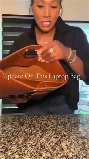 👜Sophisticated and practical: 2-piece waterproof leather set. Laptop bag tote—ideal for meetings, commutes, or trips. https://www.qualifyness.com/products/the-perfect-pair-sophisticated-waterproof-leather-laptop-tote-set-2-1 | Qualifyness.7