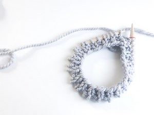 KNIT | How to K1P1 Rib Stitch in the Round — Ashley Lillis
