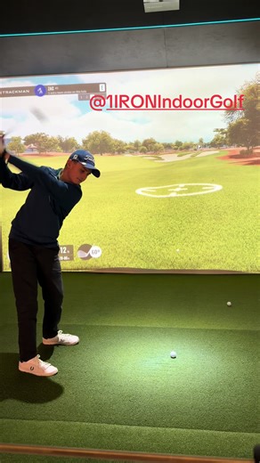 Experience Indoor Golf at 1iron: A First-Timer's Review
