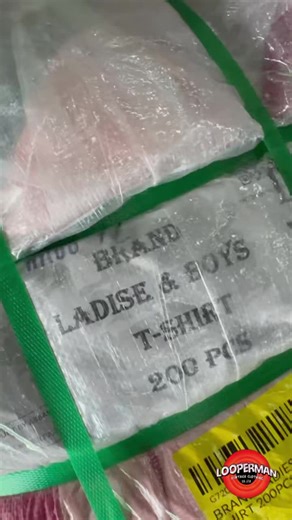 Looperman by grags72 on Instagram: "มาเเล้วสินค้าสำหรับสาวๆๆ คือโคตรสวย!!! “” 💥♥️ รหัส Brand Ladies&boy t-shirt DXB 200 pcs DXB 🌏 Grags 72 🌏 เสื้อยืดเเบนด์ล้วนเกรด A จำนวน 200 ตัว สำหรับผู้หญิง อก 32-44 โดยประมาณ งานสวยสะอาดเเบบว่าใครขายสินค้าผู้หญิงคือชอบเเน่นอน ล๊อตใหม่ลายสวยสะอาด เพิ่งเข้ามาใครสายนี้จัดได้เลยจ้า สนใจสินค้าทักมาได้เลยจ้าทาง IB หรือ 065-5508080 James #Looperman #รีวิวlooperman #ไฮไลท์ผู้ติดตาม #loopermanbygrags72 #Grags72 #ทุกคน #โกดังมือสอง #โกดังมือสองญี่ปุ่น"