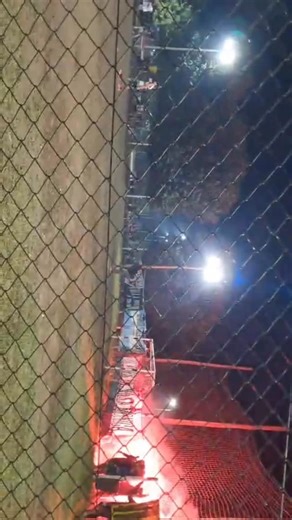 Tomas Agustin on Instagram: "El 2 1 de la plaza de vmv a la arboleda 2 : 1 final #potrero #laplazadevmv #paraty #futbol #vmv"