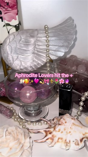 #aphrodite #aphroditesdaughters #aphroditedevotee #crystal #girlythings