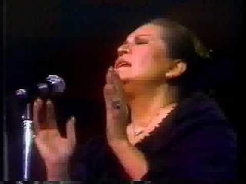 Lola Beltrán -CUCURRUCUCU PALOMA- , 1981.