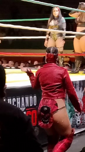 Lady Shani se presentó en Luchando por México Triple AAA Orizaba 2023 #luchalibrefans #tripleaaa #ladyshani | Lucha Libre Fans