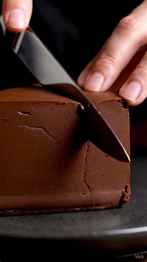 🥖🍫🪙🥛👂🍞Slicing geometric shape slice . molten chocolate oozing out