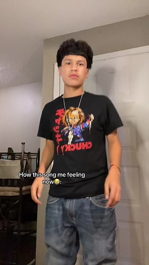 These type of songs be hittin 😭🔥#mexican #dominican #makemefamous #trending #funny #viral #goviral #foryou #foryou #azuna #perreo #wepaking #baile #quote #edgar #relate #share #dallas