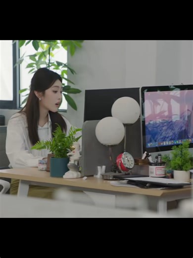 488K views · 6.1K reactions | The husband's cheating video was released by his wife at the meeting 丈夫的出轨视频在会议上被妻子公布 Drama：The Awakening of Housewives Welcome to my channel! #主妇的觉醒 #TheAwakeningofHousewives | 西瓜剧场 | Facebook