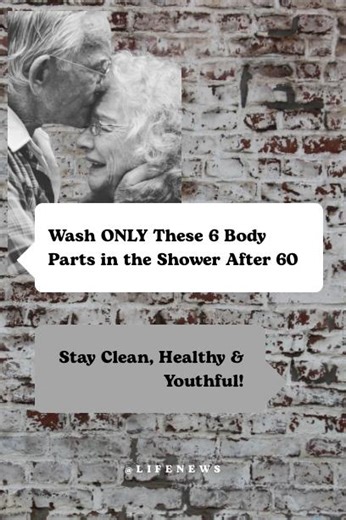 As we get older, showering every day — or scrubbing the entire body — can actually dry the skin, weaken natural oils, and increase irritation. That’s why doctors say seniors should focus on these 6 essential body areas to stay clean, avoid infection, and protect aging skin. This simple shower method helps older adults save energy, prevent dryness, and stay healthier — especially after 60. ✨ What you’ll discover: 🚿 The 6 essential body areas seniors must wash daily 🧴 Why over-washing can damage