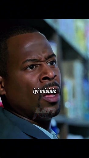 "Kaldırım Yoksa Ellerini Nooddle'lara Koy!"