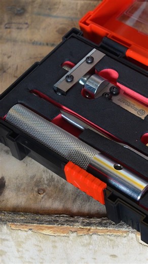 75K views · 99 reactions | prepping doors for latches has never been easier  ⬇️CHECK IT OUT⬇️ https://www.tradetools.com/renegade-industrial-door-lock-chisel-kit-ridlck | TradeTools | Facebook