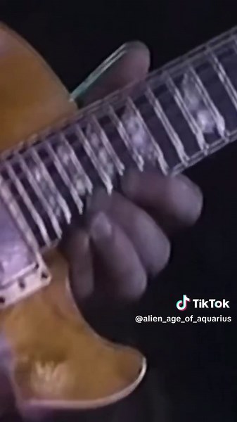 THE MESSIAH WILL COME AGAIN - GARY MOORE 1990 #garymoore #RobertWilliamGaryMoore #themessiahwillcomeagain #afterthewaralbum #hardrock #heavymetal #roybuchanan #montreuxjazzfestival