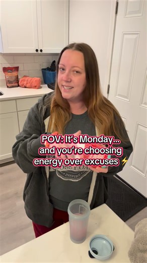 Starting the week strong with my @Alani Nutrition favorite 💕 Who else needs that Monday motivation boost? ⏰👉 Grab yours right here on my TikTok Shop! #AlaniEnergy #MomMotivation #TikTokShopFinds#energyboost #preworkout | Brittany Smith