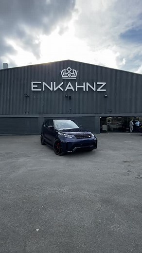 Custom Landrover Discovery-5 with Barugzai Bodykit