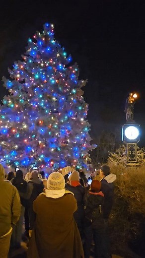40K views · 1K reactions | Thank you to everyone who came out for tonight’s Tree Lighting Ceremony! The holiday season has officially begun in Manitou Springs, and this was the perfect way to kick things off. ♥️ | Visit Manitou Springs | Facebook