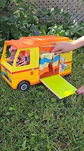 I Finally Got The Vintage Barbie Country Camper from my Gen X Childhood!