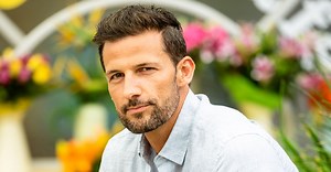 STOP EVERYTHING: Tim Robards is returning to Ramsay Street on Neighbours