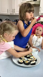 Sammy, Sarah and Abby make Sushi Ingredients: - organic sushi nori sheets - sushi rice - sliced thin avocados - sliced thin cucumbers - sliced thin carrots - slicd thin pickles - soy sauce for dipping and also we mixed a little bit of soy sauce with the cooked rice YouTube: https://m.youtube.com/channel/UC_suiznE4hpPUaR0UJci6eA | CookingwithSammy