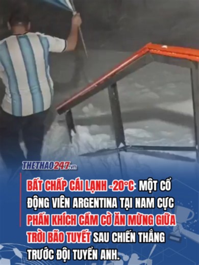 Cách fan cứng Argentina ăn mừng sương sương dưới cái lạnh âm 20 độ sau khi giành tấm vé vào chung kết . #SportsonTikTok #thethao247 #worldcup #worldcup2026 #viral #argentina #messi