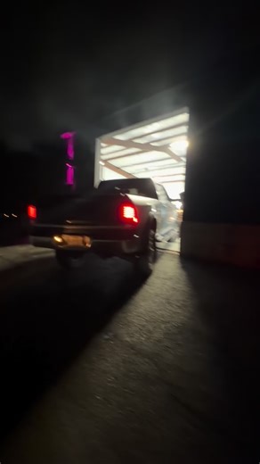 🔥 13–18 6.7 Cummins SOTF Tuning | EZ Lynk | 0–200HP 🔥 In this video we’re showcasing Switch-On-The-Fly (SOTF) custom tuning for 2013–2018 Ram 2500/3500 6.7L Cummins equipped with the 68RFE, controlled directly through the DEF gauge. This setup allows you to change power levels on the fly — no laptop, no stopping — just turn the dial and go. Tuning Highlights 👇 • 0–200HP SOTF power levels • DEF gauge-controlled tune switching • Low Boost Fueling (LBF) • Hard limiter options • Hiss & rumble idl