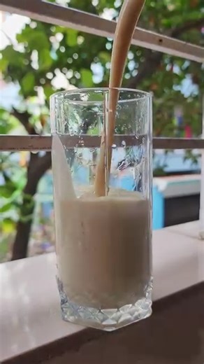 21K views · 588 reactions | Date Milkshake拏 #recipes #food #ramadan #drink #dates #iftar #drinks #milkshakes #banana #healthy #foodkhor #datemilkshake #ramadandrinks | FOOD KHOR | Facebook