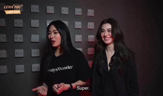 Orm: Em làm tốt chứ ạ? P'Ling: Tuyệt vời luôn đó! #หลิงออม‌ #LingOrm #ออมกรณ์นภัส #OrmKornnaphat #OrmKornVN | OrmKornVN - Orm Kornnaphat Vietnamese Fanpage