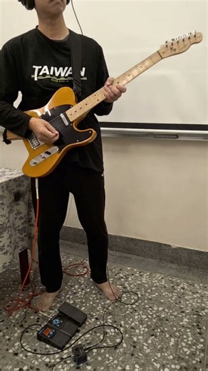 Friday morning C Lydian jam practice on 2020 Squier affinity telecaster with Zoom G1Xon part 1