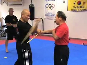 MUST SEE! Grandmaster of Eskrima, Atillo Balintawak WEAPONS sparring with student Virgil.