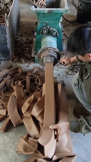 The clay molding machine forms boxes practically and makes our work easier as workers.