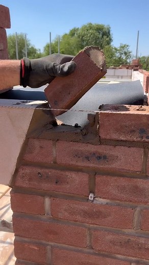 386K views · 2.1K reactions | 181.How To Lay Bricks tricks For Beginners Using a line 隣隣隣隣#brickhouse #bricks | Bricklayer | Facebook