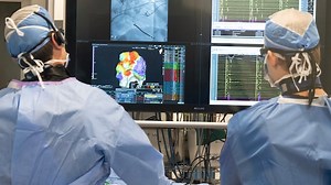 Foreign doctors take up more medical residency spots as Canadians struggle to get in | CBC News