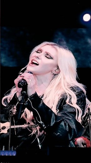 The Pretty Reckless -Take Me Down- Unwrapped Acoustic Holiday Concert 2025