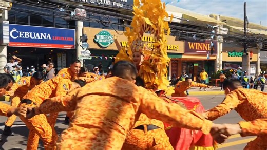 Bida ang Cebu Fire Fighter sa Sinulog 2026! Video courtesy of Bureau of Fire Protection Central Visayas #sinulog2026 #firefighter #CebuNiBai | Cebu ni bai