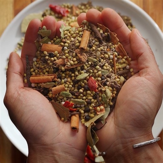 The Perfect Homemade Garam Masala Recipe | Banglar Rannaghor