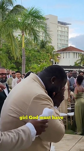 756K views · 35K reactions | The best man to the rescue 蠟 #wedding #couplegoals #love #weddinginspo #weddingphotography #couples #relationshipgoals | Damar Jackson | Facebook