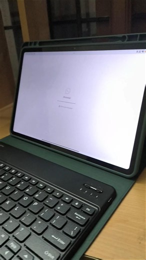 Tablet + Wireless Keyboard = Productivity Beast