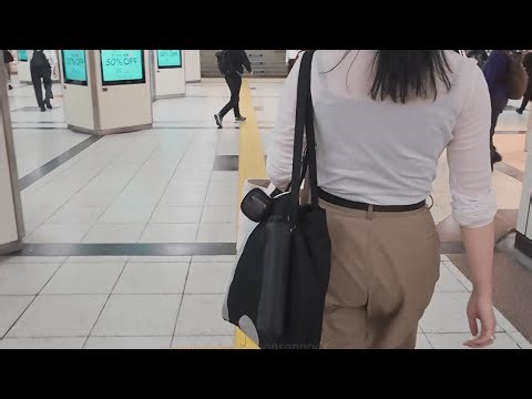 ブラックINホワイト散歩4k