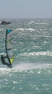 Small waves.. Big Bay! 😁3.7 Evoq and 78 Flywave Simmer Style | Ben Proffitt