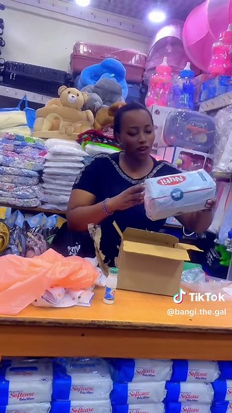 Revron Labor Suit for Pregnant Women: Comfort and Style