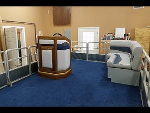 Craigslist Pontoon Boat: Steering Console & Rear Seats